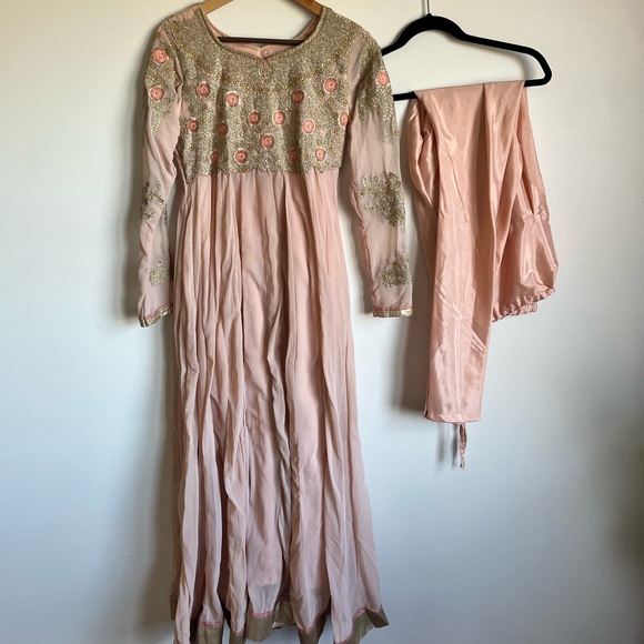 Pink Chiffon Embroidered Long Sleeve Indian Ethnic Floor Length Evening Gown - Picture 1 of 4